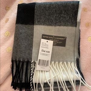 David and Young Softer Than Cashmere Scarf